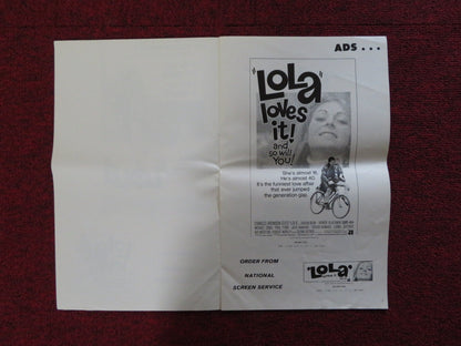 LOLA / LONDON AFFAIR - PRESSBOOK UNCUT AMERICAN INT. CHARLES BRONSON 1970 Rendezvous Cinema Movie posters