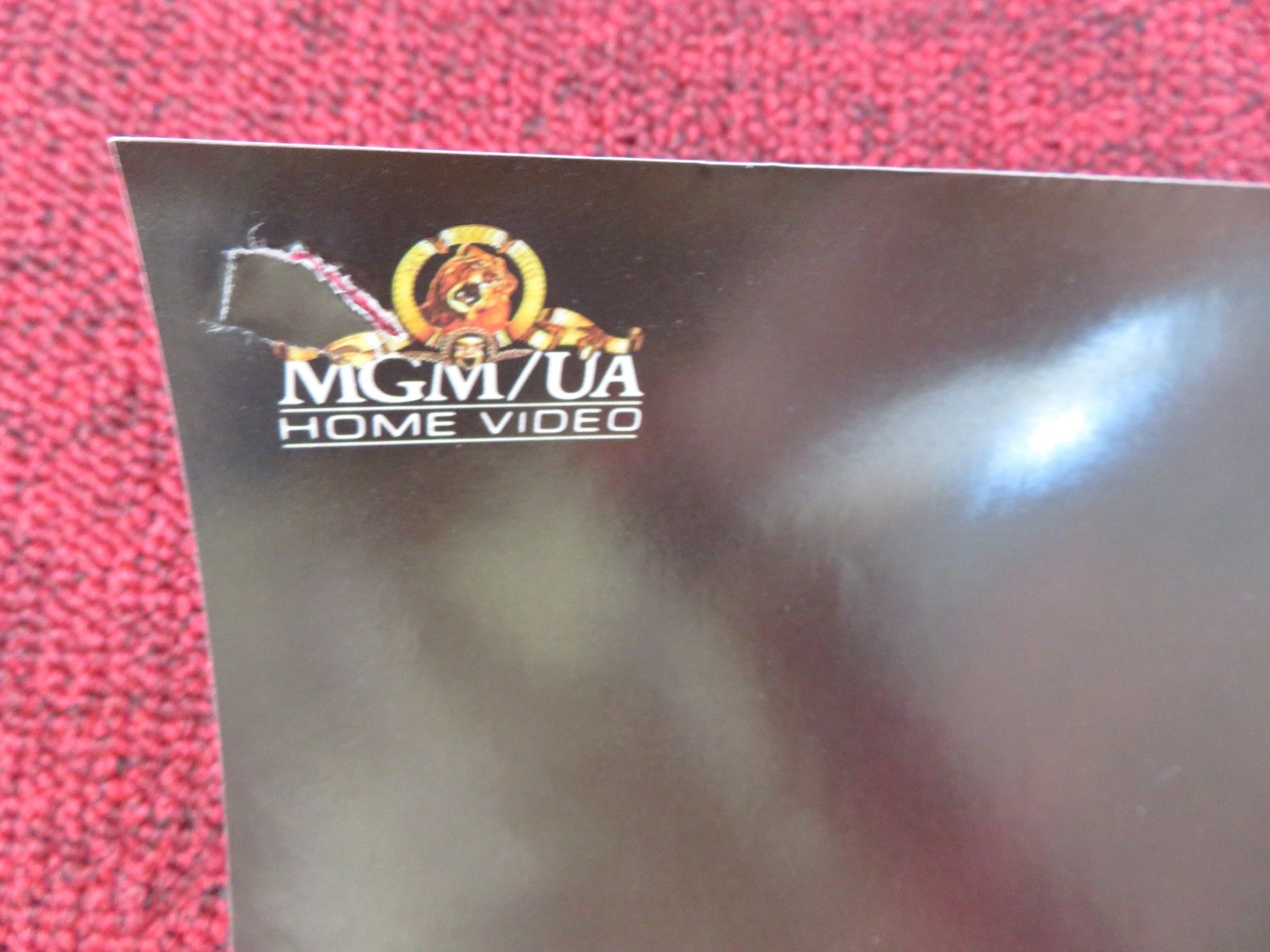 LORD OF ILLUSIONS VHS VIDEO POSTER CLIVE BARKER TREVOR EDMOND 1995 Rendezvous Cinema Movie posters