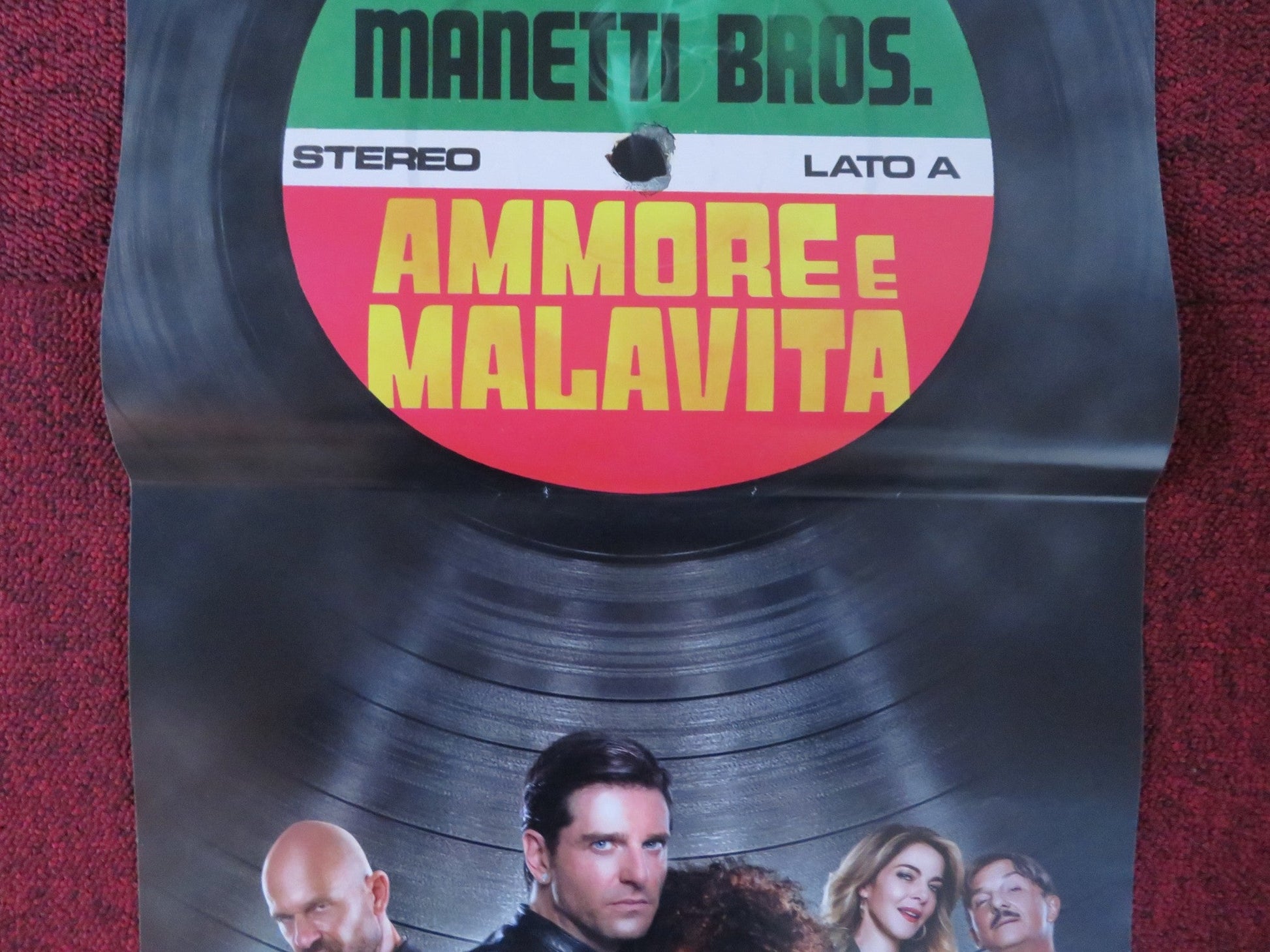 LOVE AND BULLETS ITALIAN LOCANDINA POSTER CLAUDIA GERINI CARLO BUCCIROSSO 2017 Rendezvous Cinema Movie posters