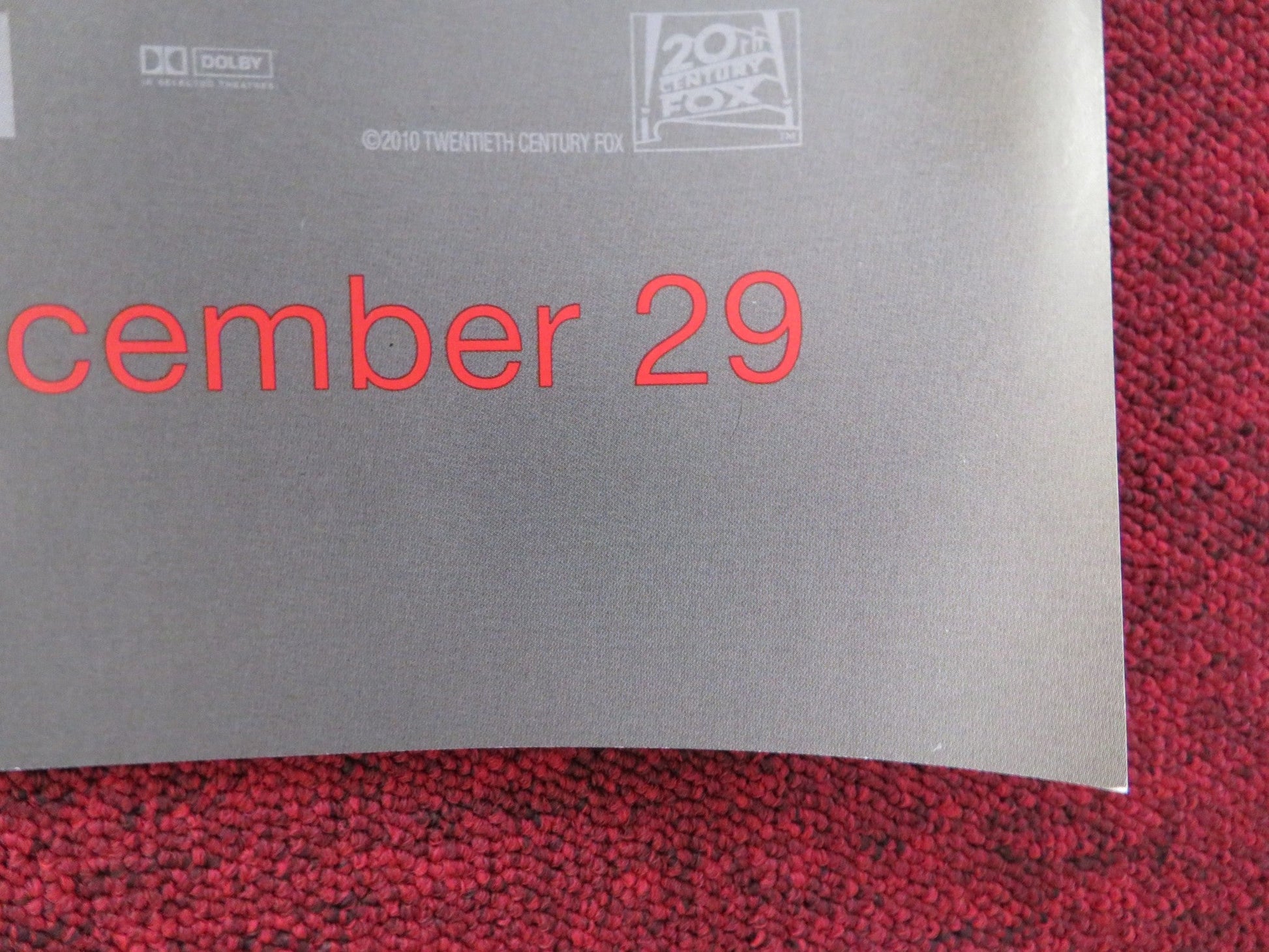 LOVE AND OTHER DRUGS UK QUAD (30"x 40") ROLLED POSTER JAKE GYLLENHAAL 2010 Rendezvous Cinema Movie posters