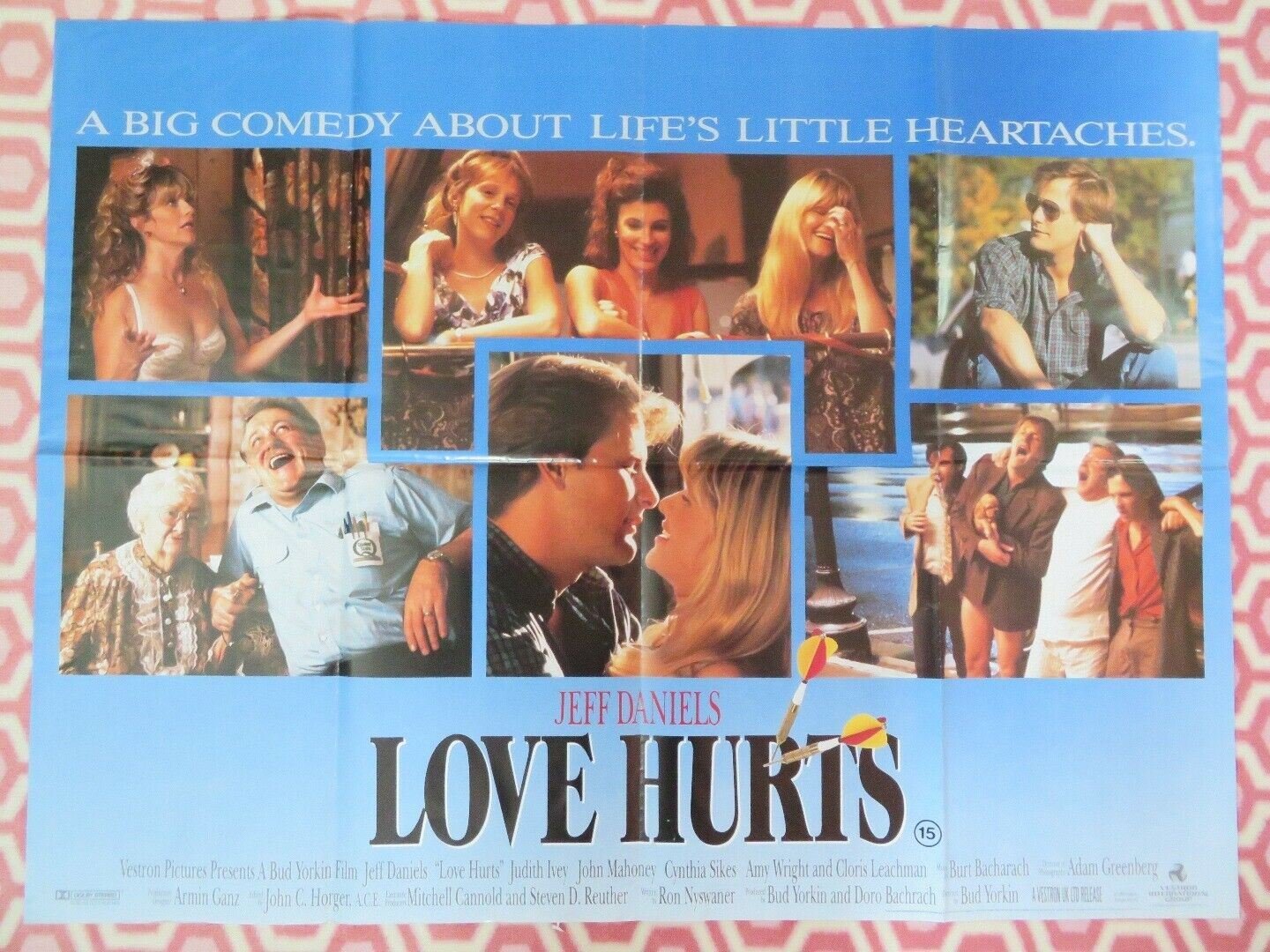 LOVE HURTS BRITISH QUAD (30"x 40") POSTER JEFF DANIELS SYNTHIA SIKES 1990 Movie posters