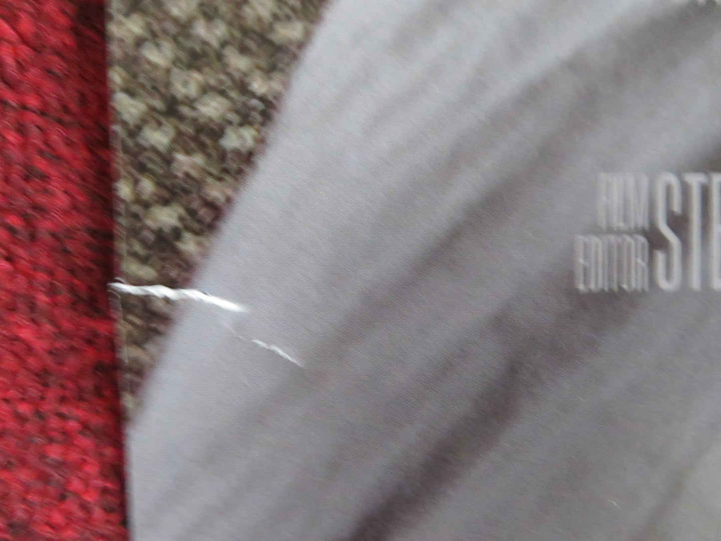 LOVE & OTHER DRUGS - A US ONE SHEET ROLLED POSTER J. GYLLENHAAL A. HATHAWAY 2010 Rendezvous Cinema Movie posters