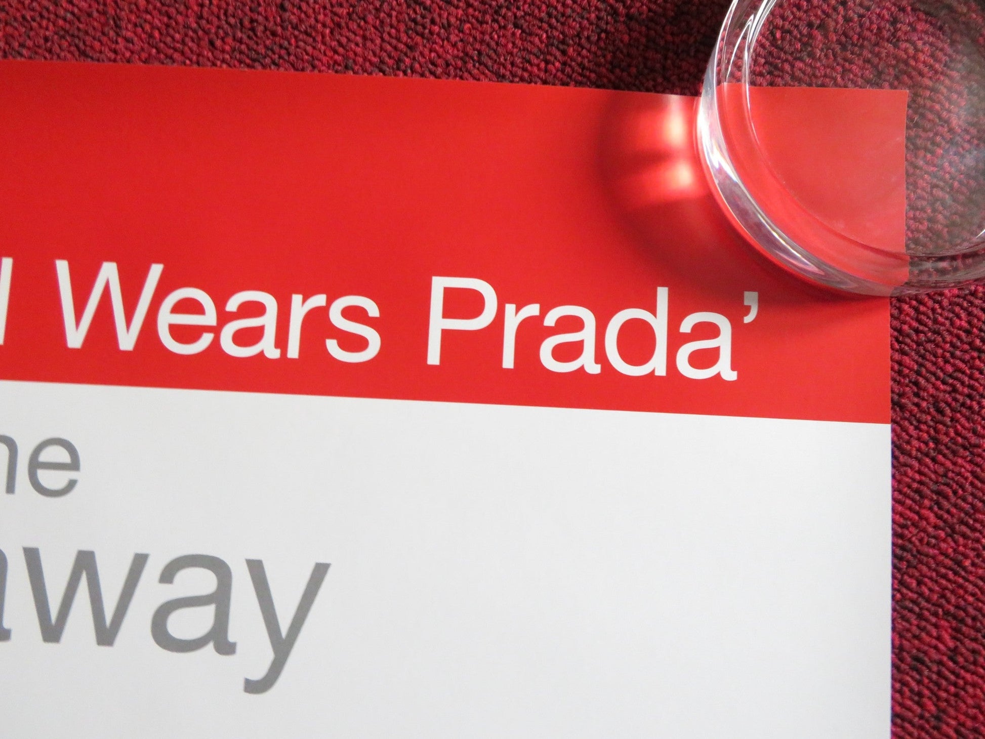 LOVE & OTHER DRUGS - B US ONE SHEET ROLLED POSTER JAKE GYLLENHAAL 2010 Rendezvous Cinema Movie posters