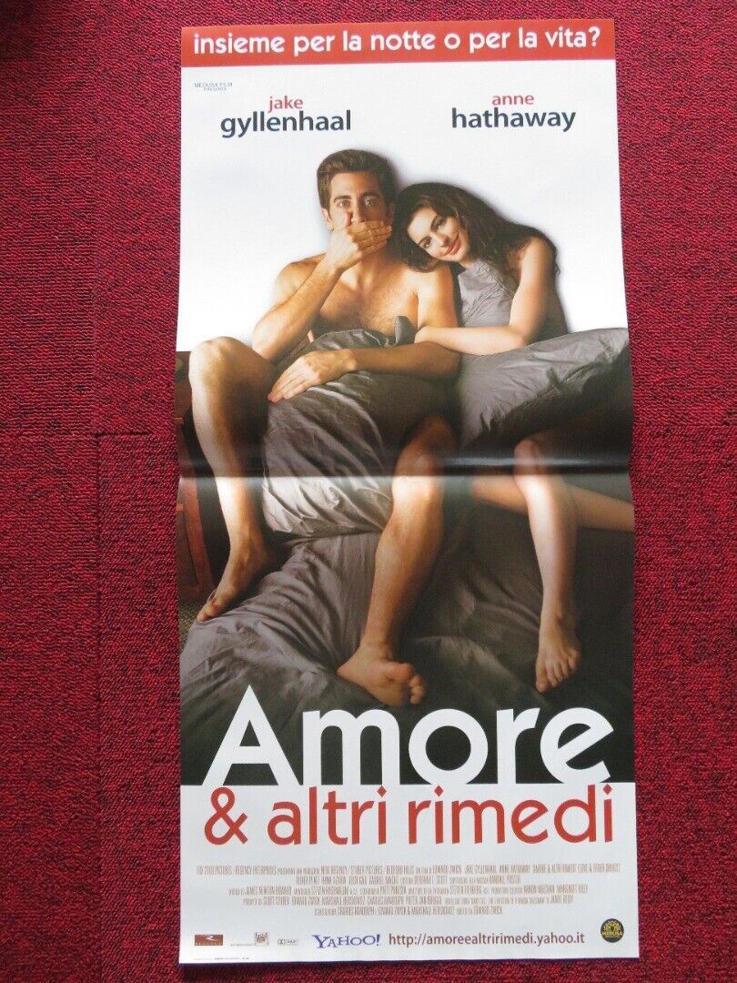 LOVE & OTHER DRUGS ITALIAN LOCANDINA (27"x12.5") POSTER JAKE GYLLENHAAL 2010 - Rendezvous Cinema