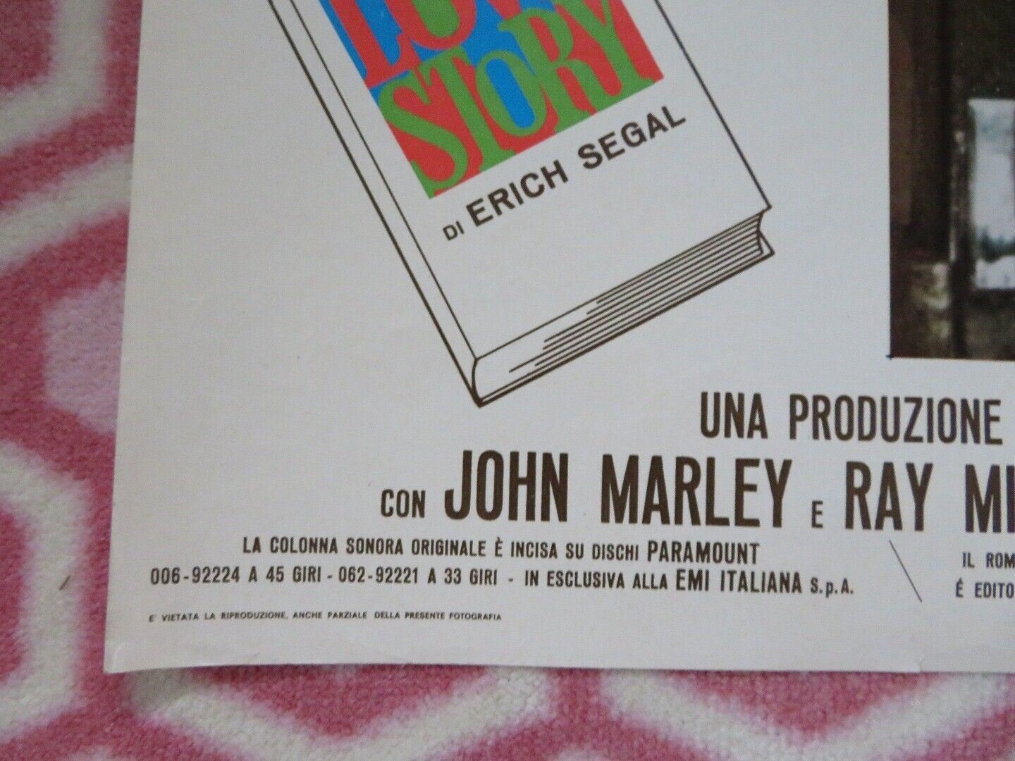 LOVE STORY ITALIAN PHOTOBUSTA POSTER ALI MACGRAW RYAN O'NEAL 1970 - Rendezvous Cinema