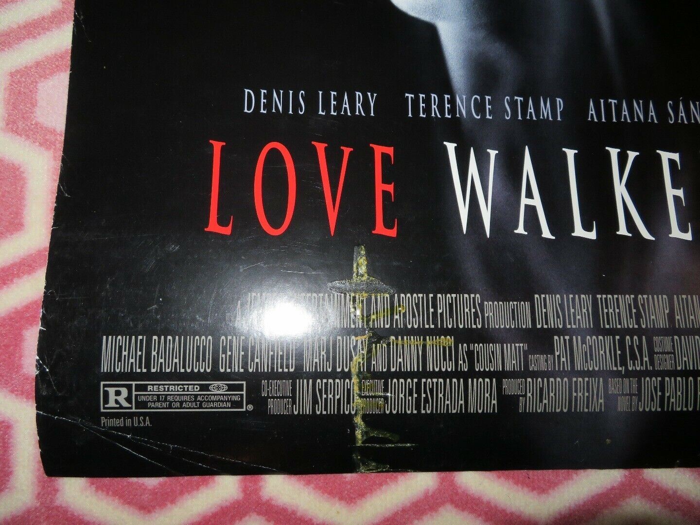 LOVE WALKED IN US ONE SHEET ROLLED POSTER DENIS LEARY TERENCE STAMP Rendezvous Cinema Movie posters