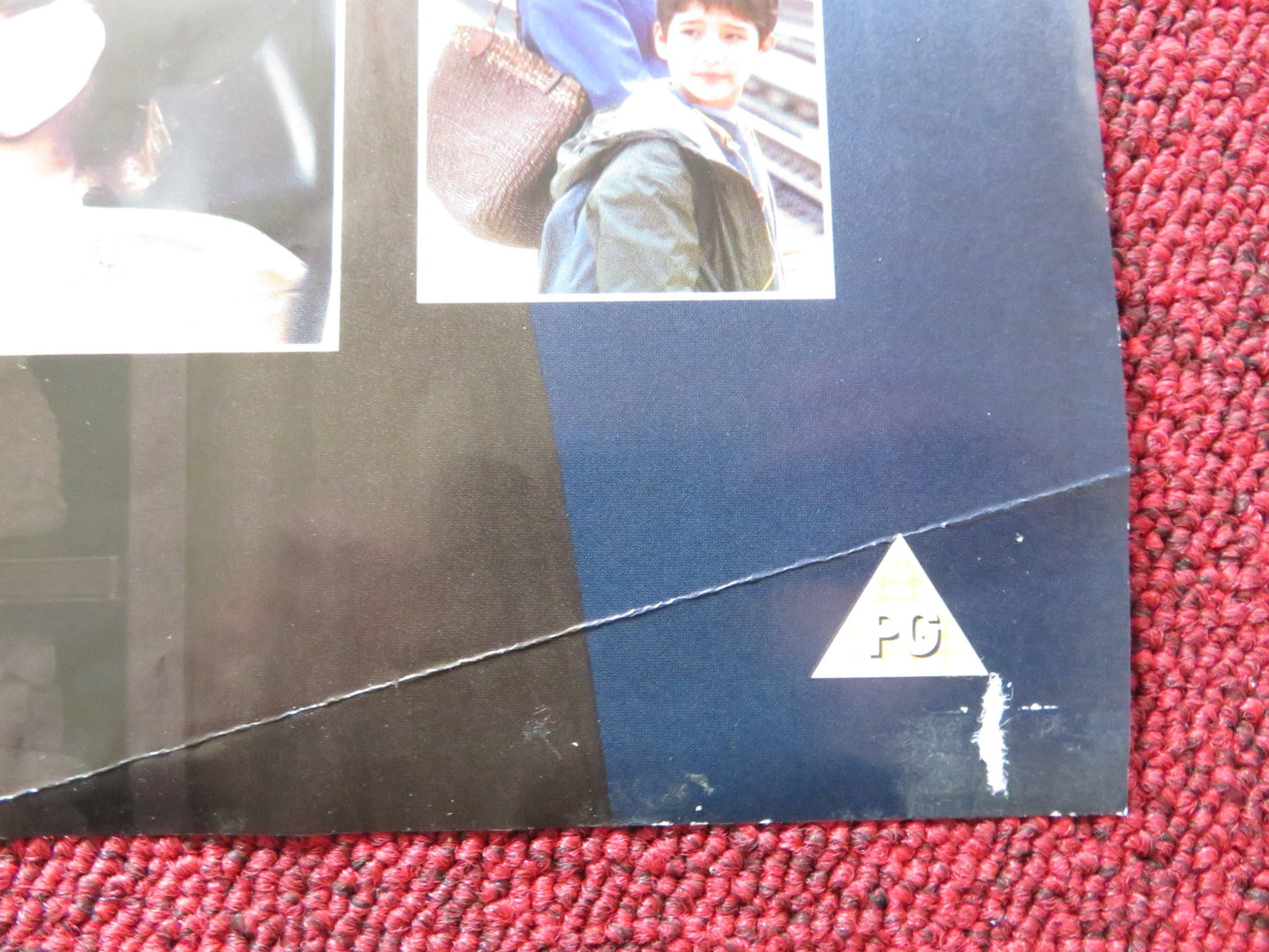 MAID IN MANHATTAN VHS VIDEO POSTER JENNIFER LOPEZ RALPH FIENNES 2002 Rendezvous Cinema Movie posters