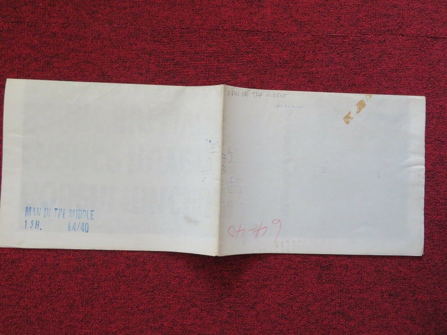 MAN IN THE MIDDLE FOLDED US ONE SHEET POSTER ROBERT MITCHUM FRANCE NUYEN 1964 Movie posters