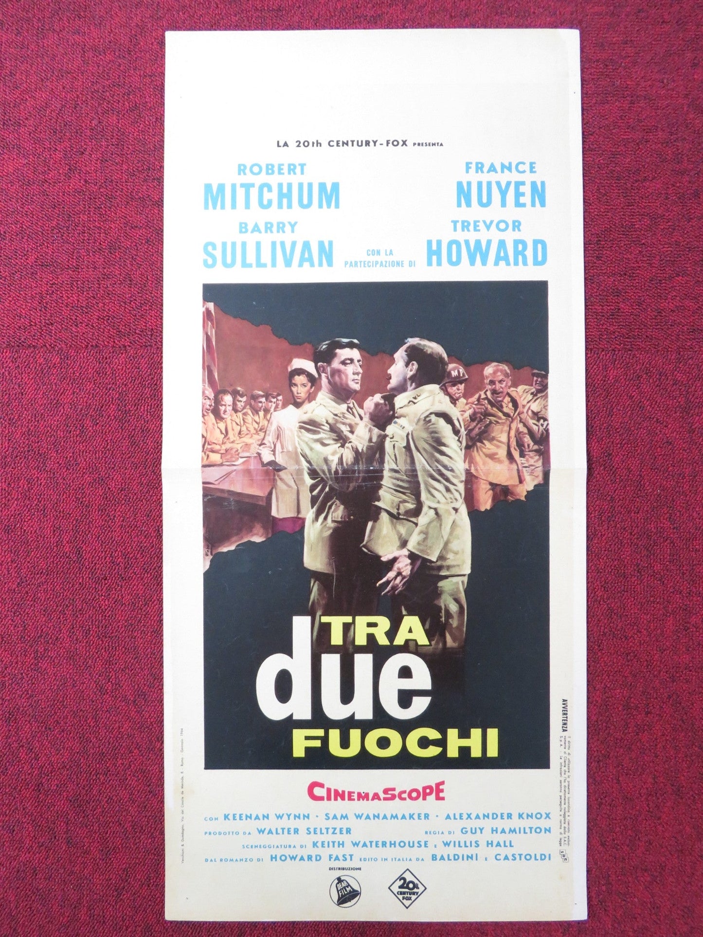 MAN IN THE MIDDLE ITALIAN LOCANDINA POSTER ROBERT MITCHUM FRANCE NUYEN 1964 Rendezvous Cinema Movie posters