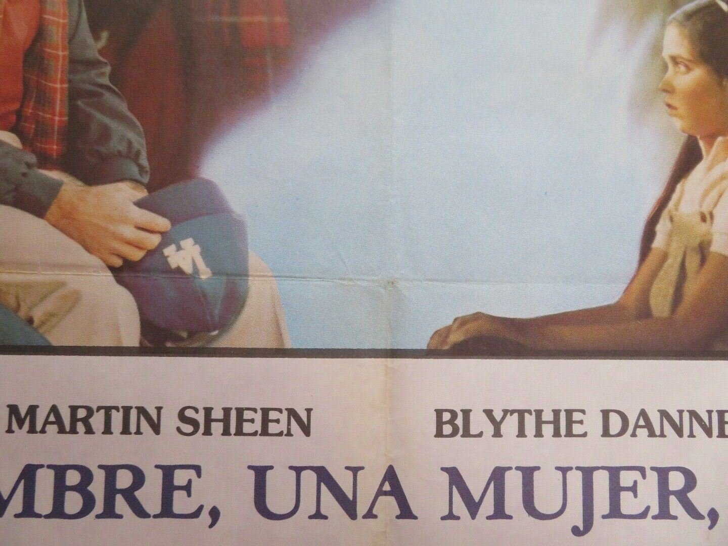 Man, Woman and Child SPANISH (39"X 27.5") ROLLED POSTER MARTIN SHEEN 1983 Movie posters