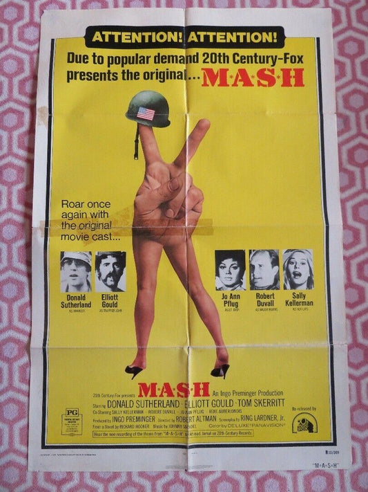 MASH RE-RELEASED M*A*S*H US ONE SHEET POSTERDONALD SUTHERLAND ELLIOTT GOULD 1973 - Rendezvous Cinema