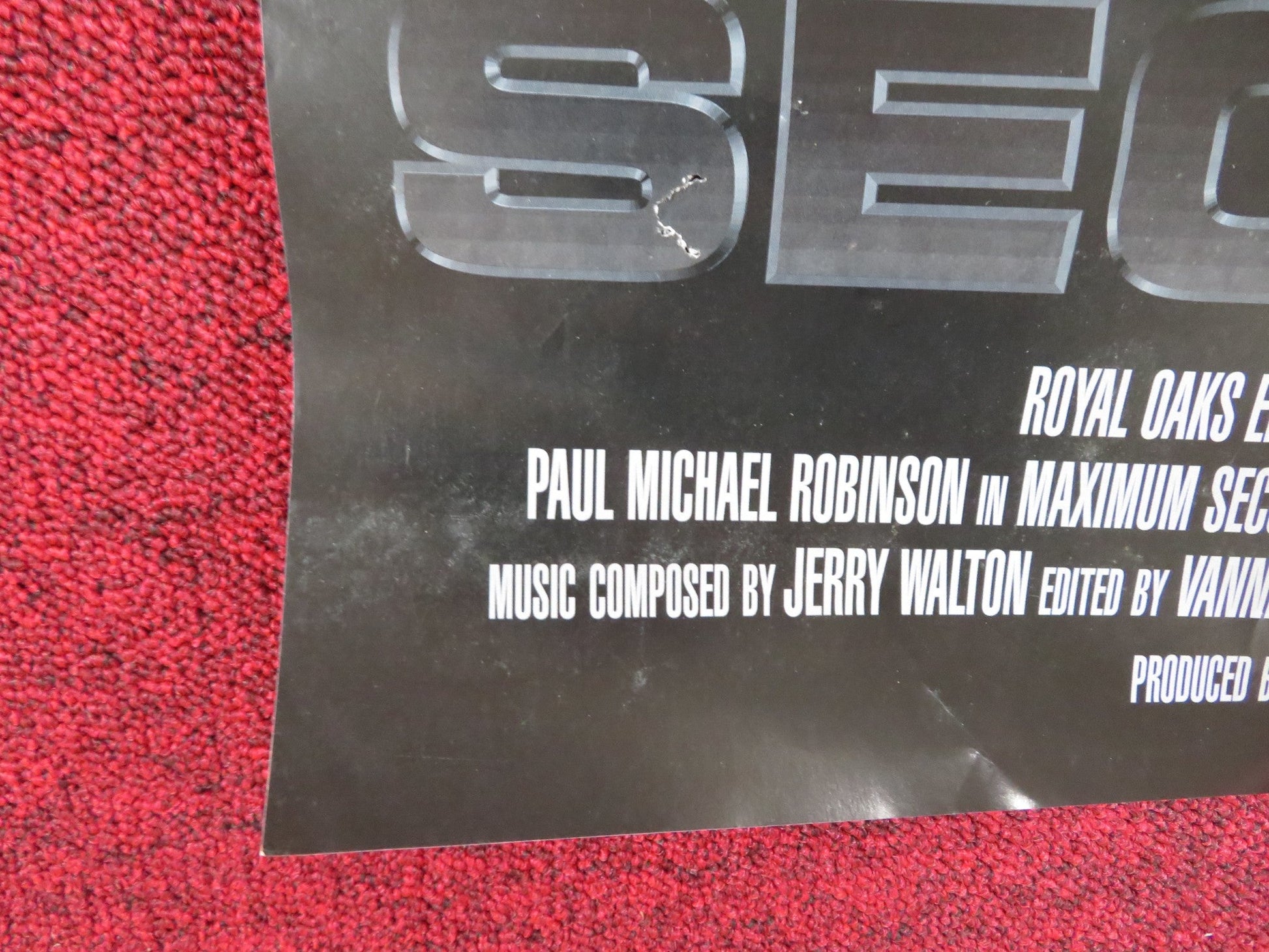 MAXIMUM REVENGE VHS VIDEO POSTER PAUL MICHAEL ROBINSON JOHN LAZAR 1998 Rendezvous Cinema Movie posters