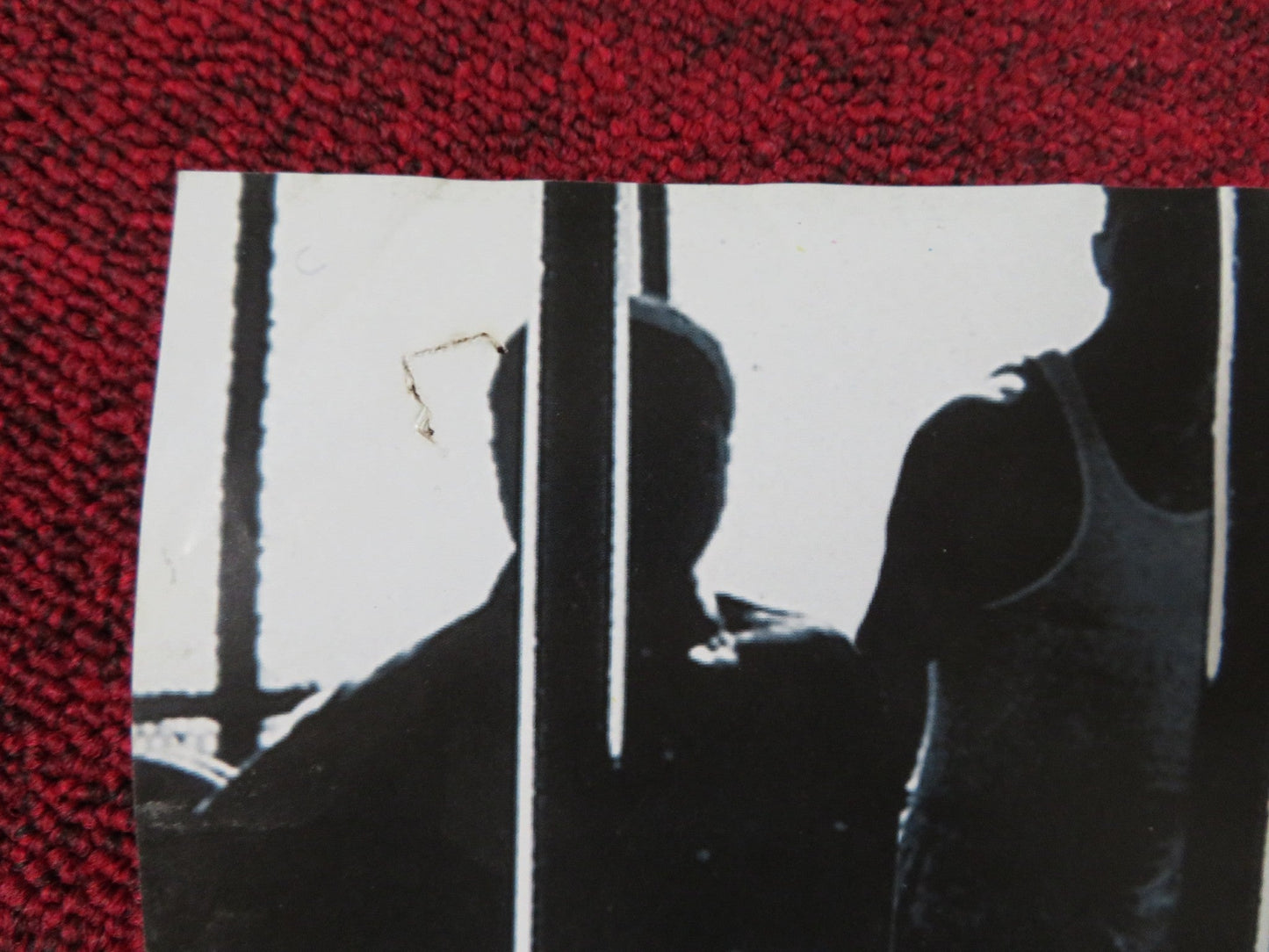 MAXIMUM REVENGE VHS VIDEO POSTER PAUL MICHAEL ROBINSON JOHN LAZAR 1998 Rendezvous Cinema Movie posters