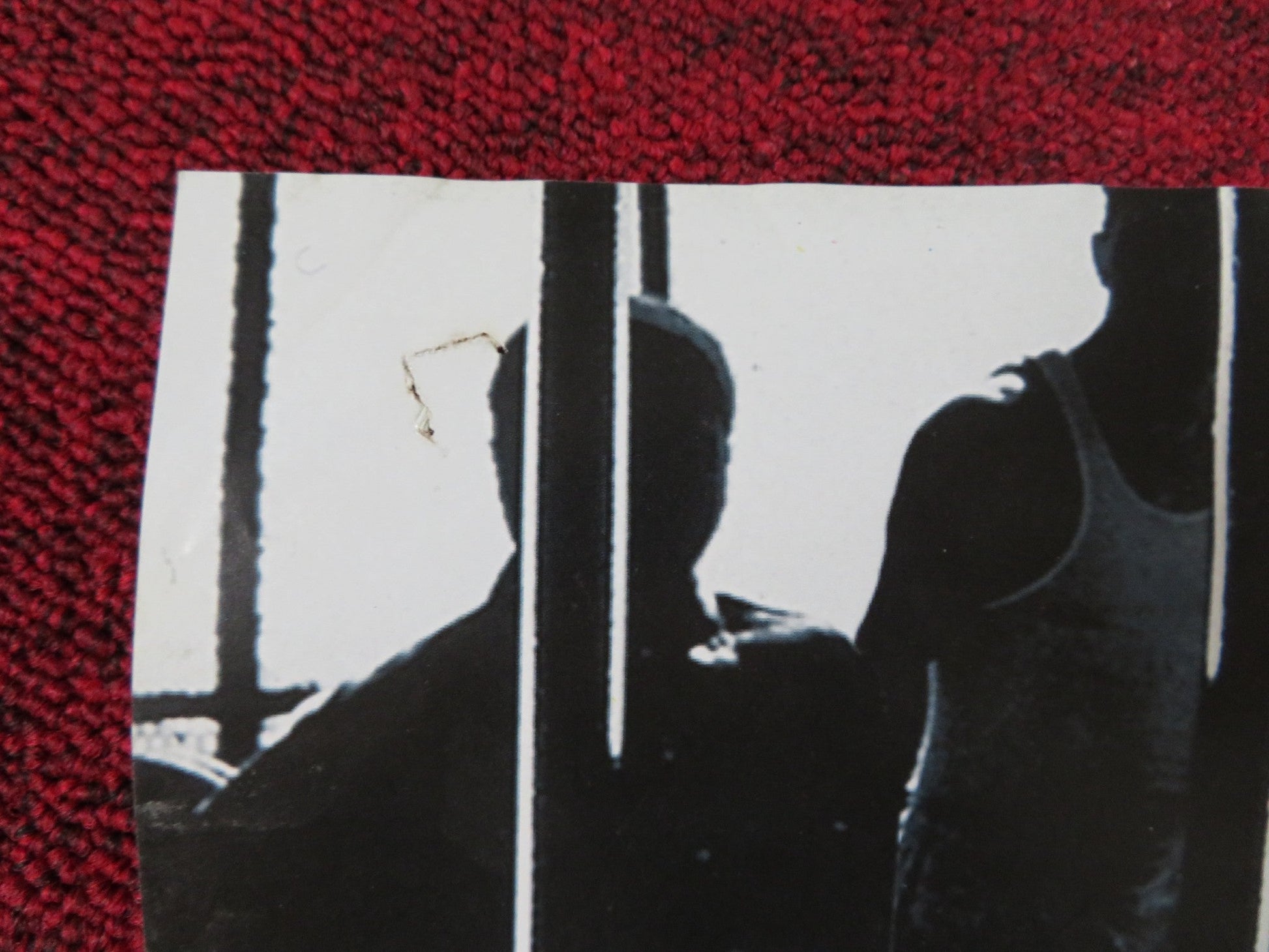 MAXIMUM REVENGE VHS VIDEO POSTER PAUL MICHAEL ROBINSON JOHN LAZAR 1998 Rendezvous Cinema Movie posters