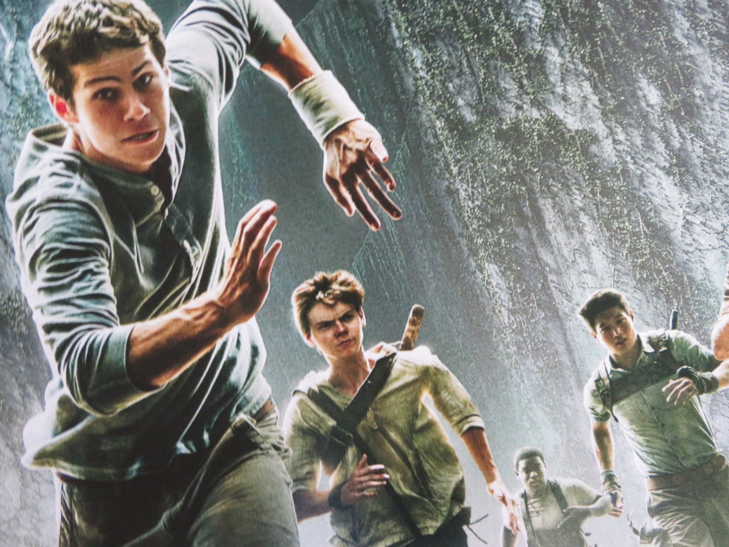 MAZE RUNNER UK QUAD (30"x 40") ROLLED POSTER DYLAN O'BRIEN WILL POULTER 2014 Rendezvous Cinema Movie posters