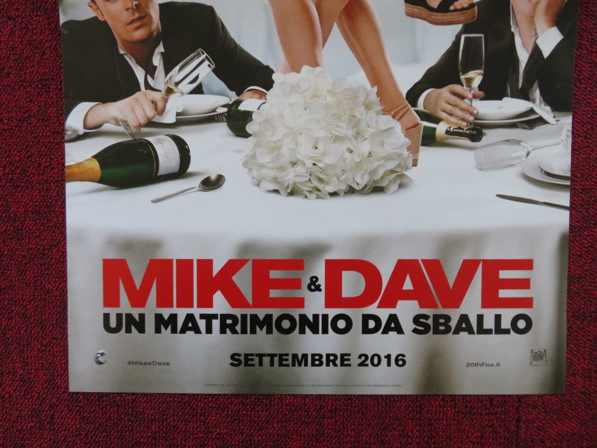 MIKE AND DAVE NEED WEDDING DATES ITALIAN LOCANDINA POSTER ZAC EFRON 2016 Rendezvous Cinema Movie posters