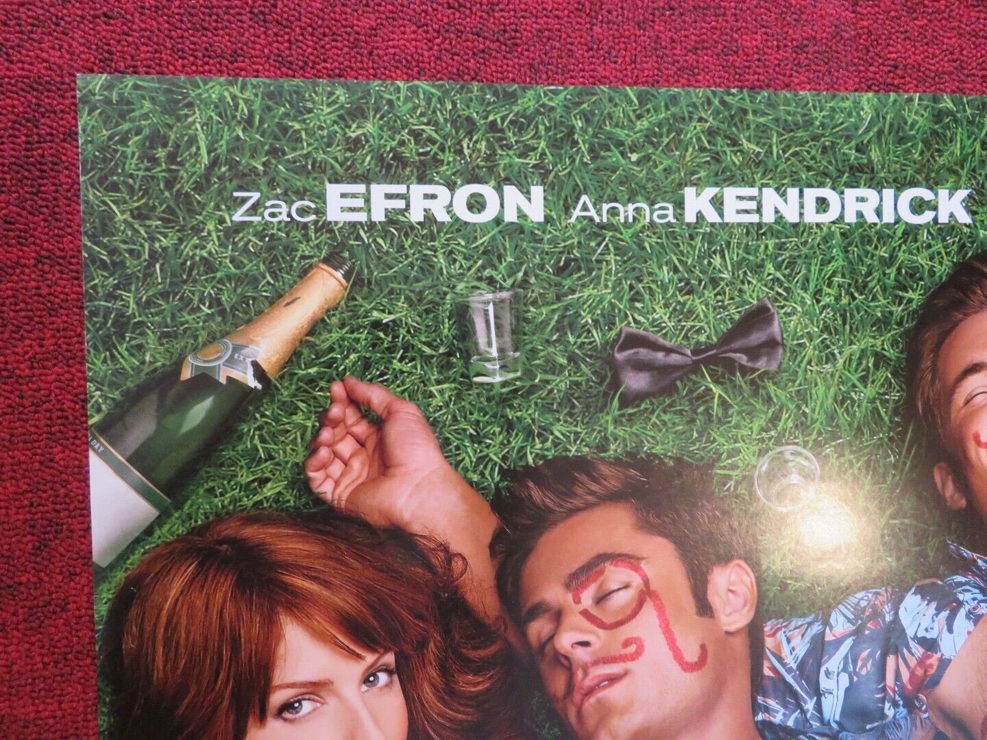 MIKE & DAVE NEED WEDDING DATES VERSION A US ONE SHEET ROLLED POSTER Z EFRON '16 Movie posters