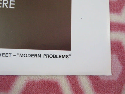 MODERN PROBLEMS ONE SHEET (27 x 41) POSTER CHEVY CHASE PATTI D'ARBANVILLE 1981 Movie posters