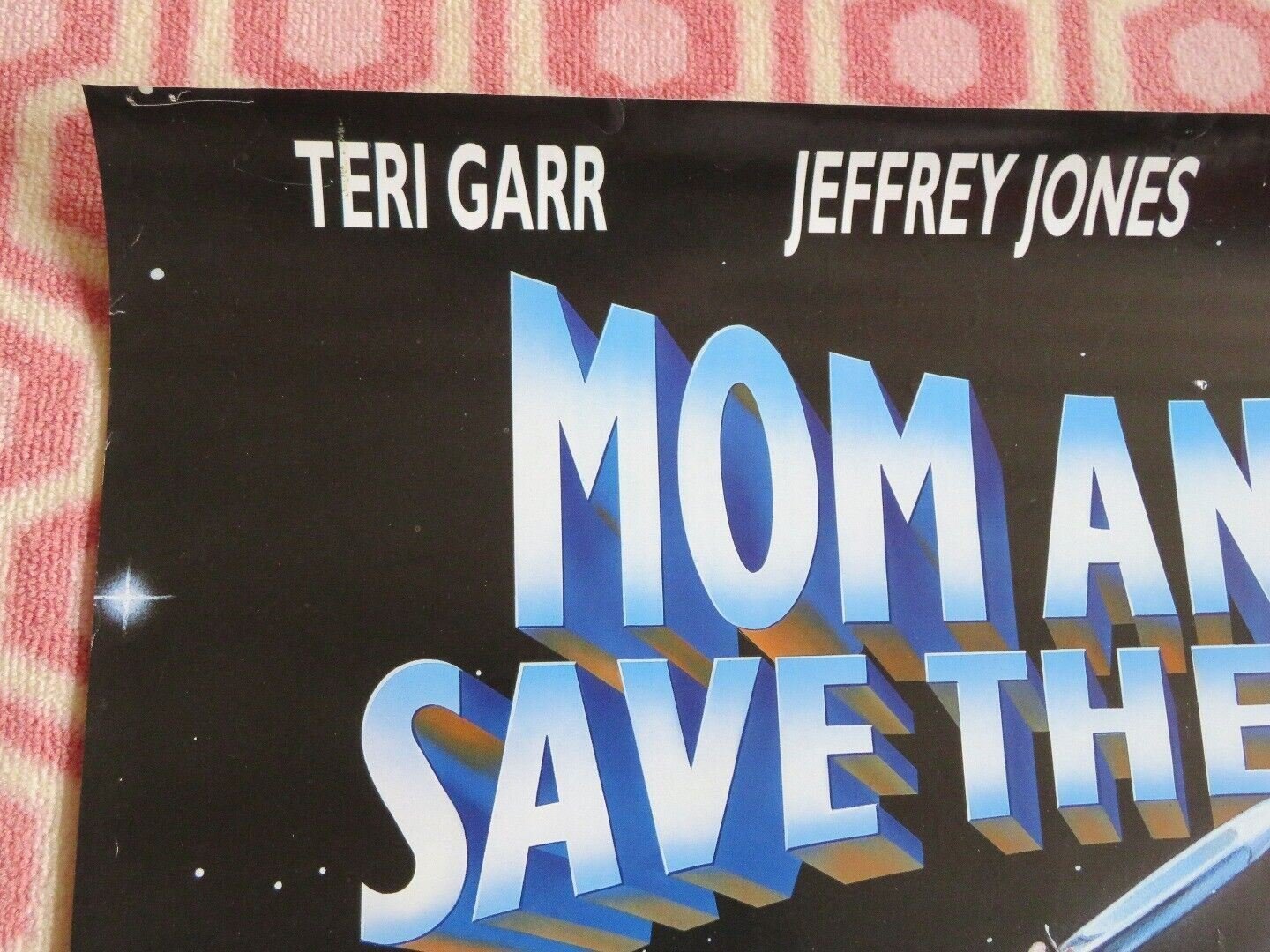 MOM AND DAD SAVE THE WORLD ONE SHEET ROLLED POSTER TERI GARR ERIC IDLE 1992 Movie posters