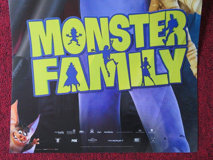 MONSTER FAMILY ITALIAN LOCANDINA (26.5"x12.5") POSTER EMILY WATSON 2017 Movie posters