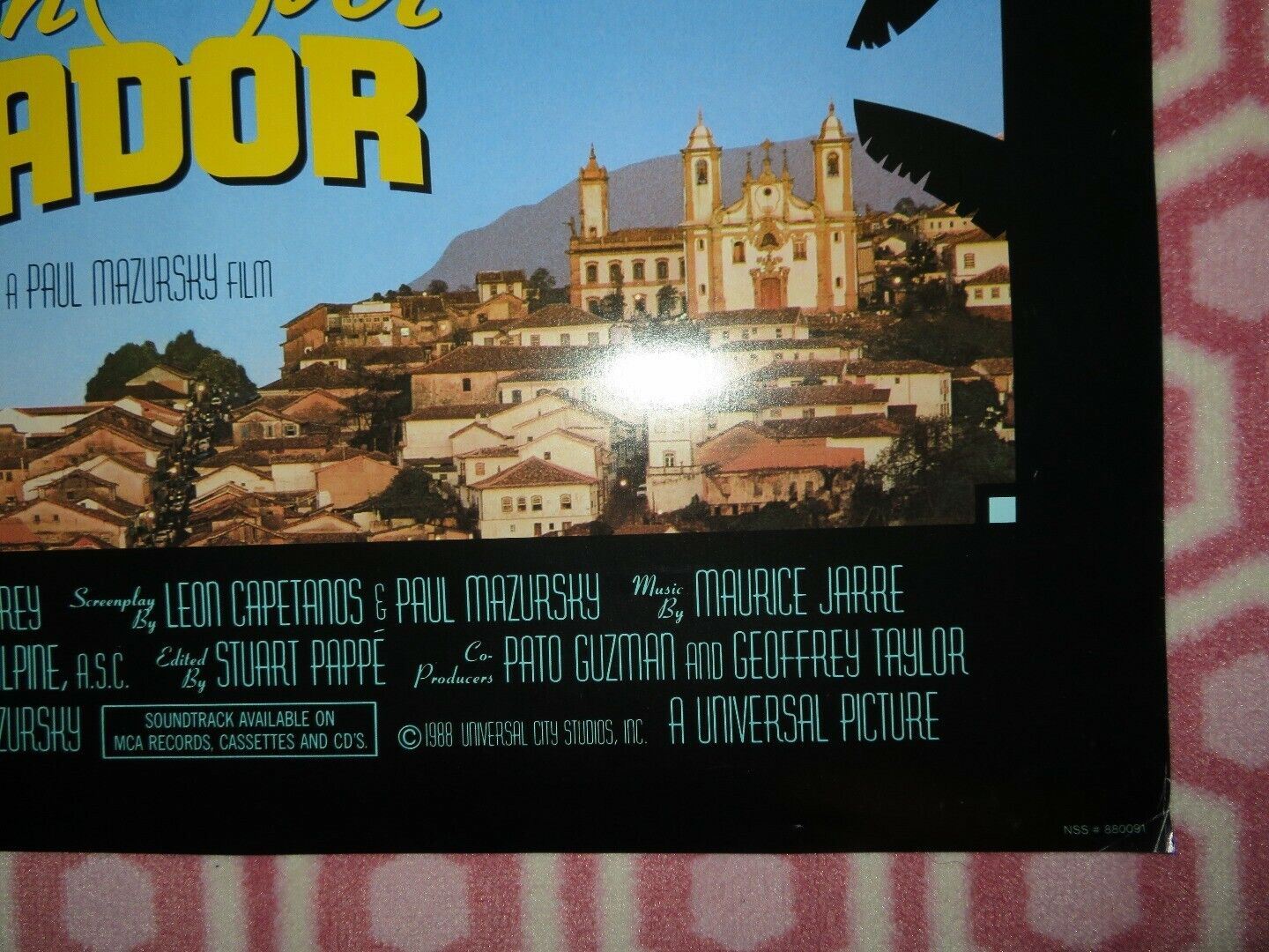 MOON OVER PARADOR US ONE SHEET ROLLED POSTER RICHARD DREYFUSS 1988 Movie posters