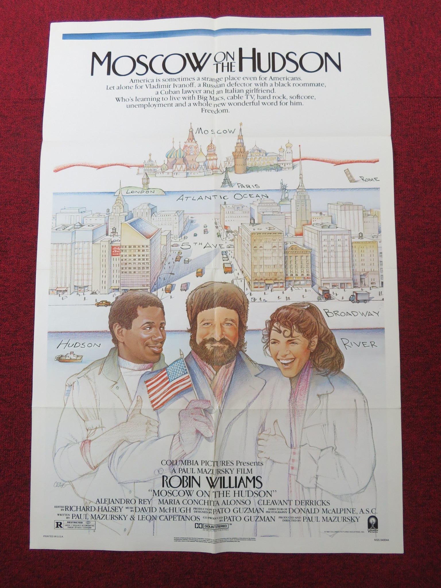 MOSCOW ON THE HUDSON FOLDED US ONE SHEET POSTER ROBIN WILLIAMS 1984 Rendezvous Cinema Movie posters