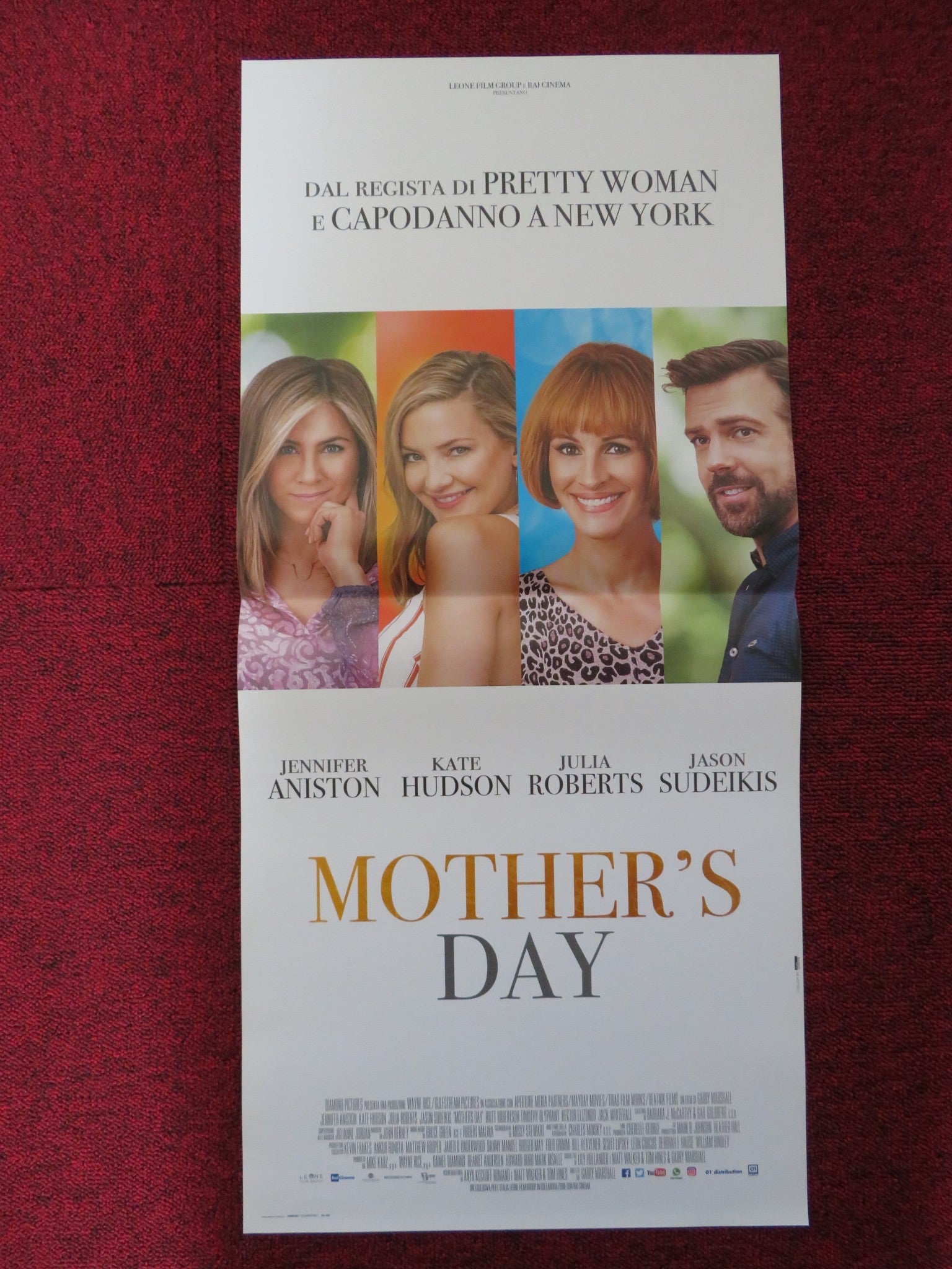 MOTHER'S DAY ITALIAN LOCANDINA POSTER JENNIFER ANISTON KATE HUDSON 2016 Rendezvous Cinema Movie posters