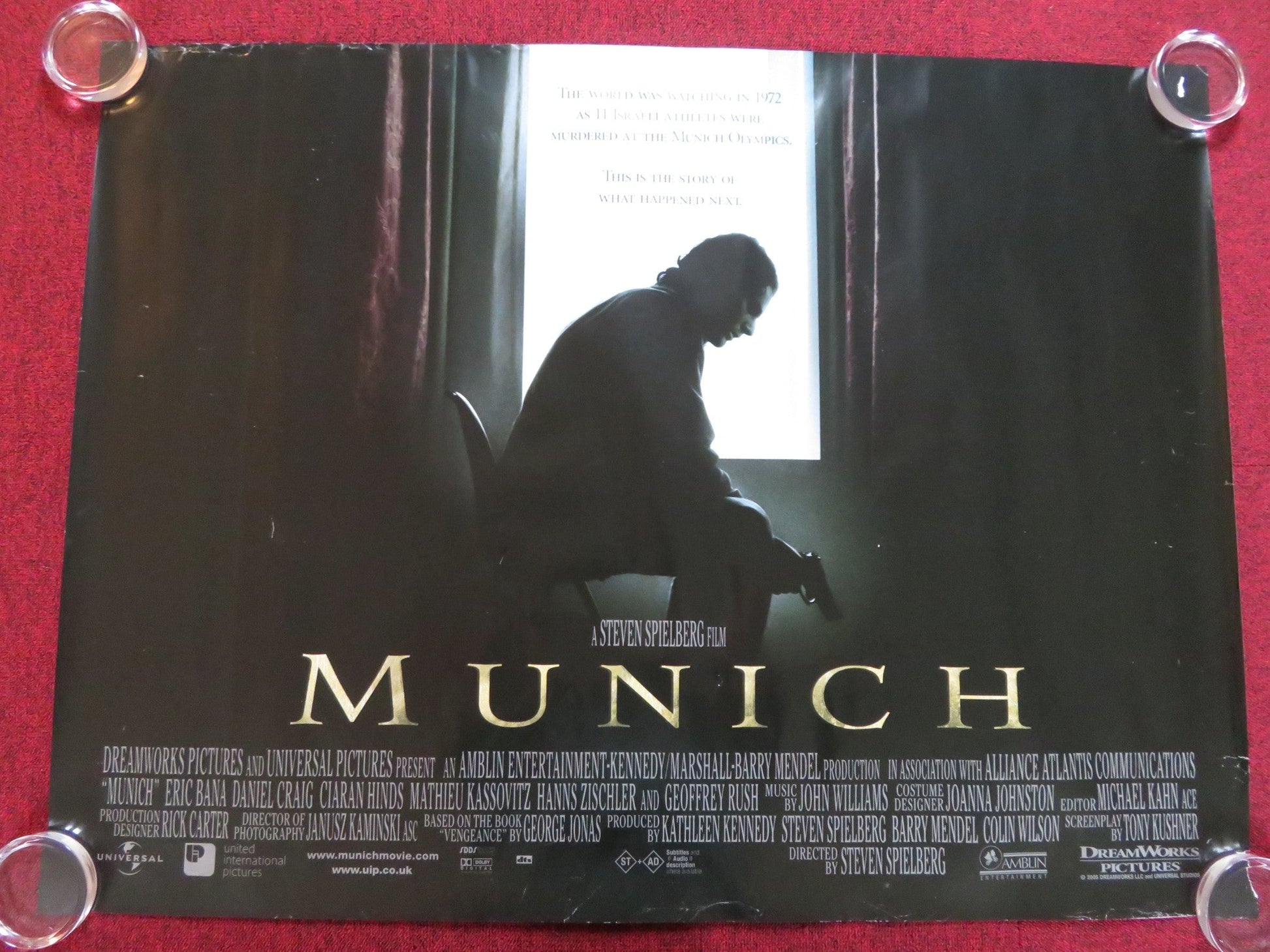 MUNICH UK QUAD (30"x 40") ROLLED POSTER SPIELBERG ERIC BANA DANIEL CRAIG 2005 Rendezvous Cinema Movie posters
