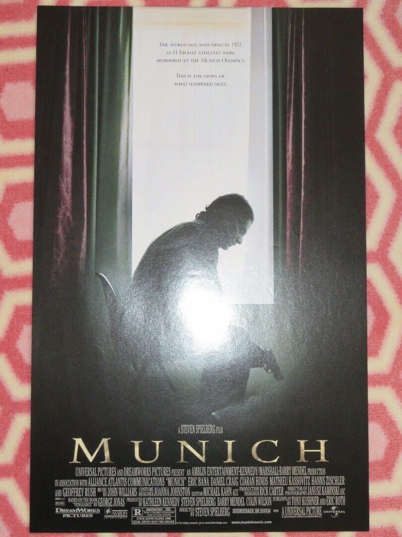 MUNICH US MINI (11.5"x 17") POSTER ERIC BANA DANIEL CRAIG SPIELBERG 2005 Movie posters