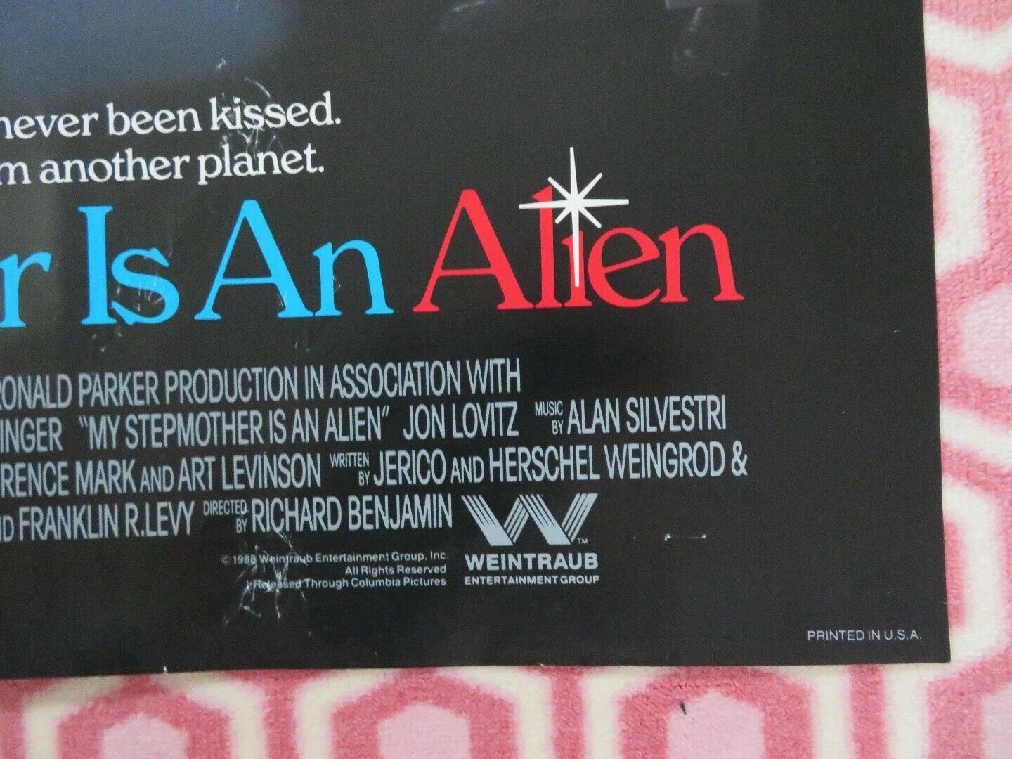 MY STEPMOTHER IS AN ALIEN US ONE SHEET POSTER DAN AYKROD KIM BASINGER Movie posters