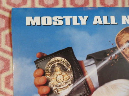 NAKED GUN 33 1/3 THE FINAL INSULT US ONE SHEET ROLLED POSTER LESLIE NIELSON 1994 Movie posters