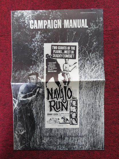 NAVAJO RUN - PRESSBOOK UNCUT AMERICAN INTERNATIONAL JOHNNY SEVEN WARREN 1964 Rendezvous Cinema Movie posters
