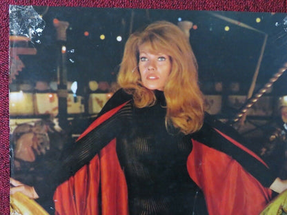 NEL BUIO NON TI VEDO MA TI SENTO - A ITALIAN FOTOBUSTA POSTER SANDRA JULLIEN Movie posters