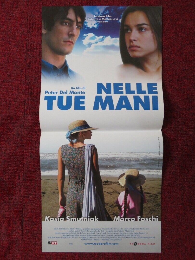 NELLE TUE MANI ITALIAN LOCANDINA (26.5"x12.5") POSTER KASIA SMUTNIAK 2007 Movie posters