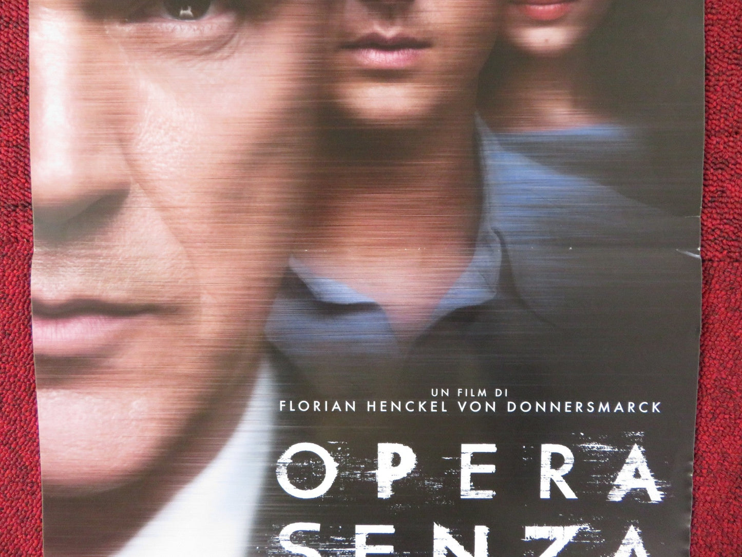 NEVER LOOK AWAY ITALIAN LOCANDINA POSTER SEBASTIAN KOCH TOM SCHILLING 2018 Rendezvous Cinema Movie posters