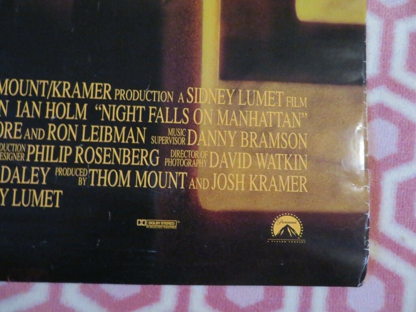 NIGHT FALLS ON MANHATTAN US ONE SHEET ROLLED POSTER ANDY GARCIA 1996 Movie posters