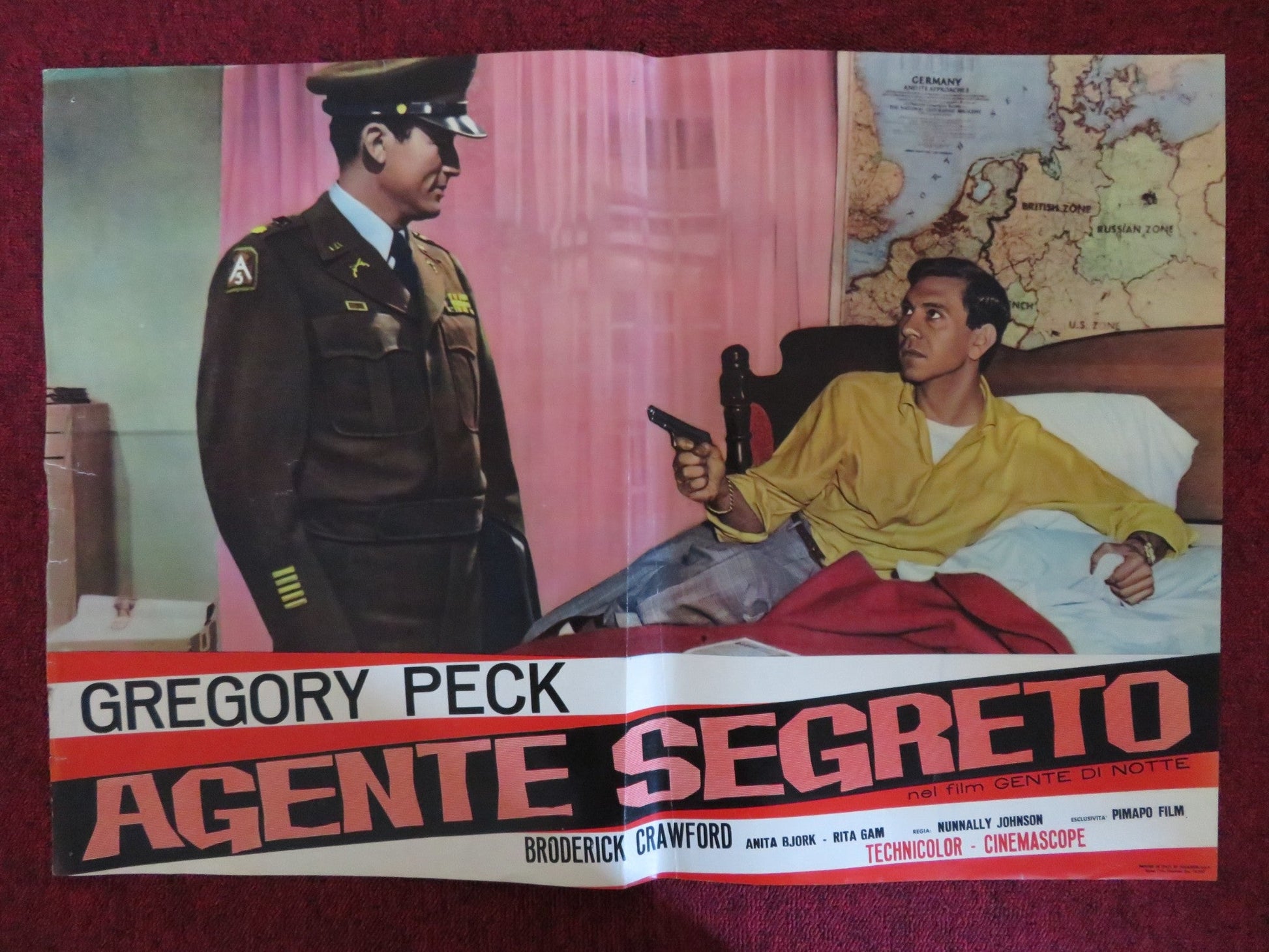 NIGHT PEOPLE - A ITALIAN FOTOBUSTA POSTER GREGORY PECK BRODERICK CRAWFORD 1954 Rendezvous Cinema Movie posters
