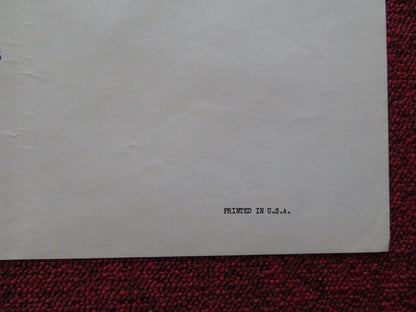 NO LOVE FOR JOHNNIE FOLDED US ONE SHEET POSTER PETER FINCH STANLEY HOLLOWAY '61 Movie posters