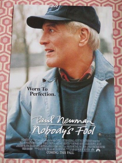 NOBODY'S FOOL US ONE SHEET ROLLED POSTER PAUL NEWMAN BRUCE WILLIS 1994 Movie posters