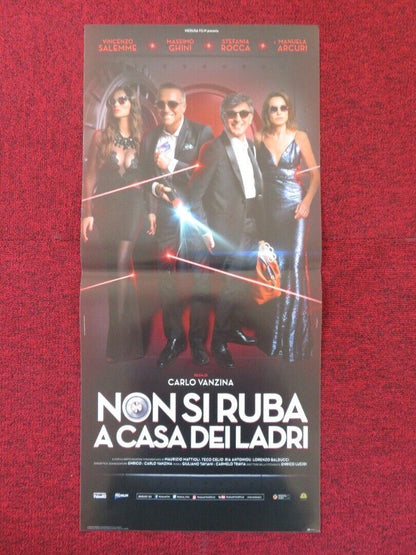 NON SI RUBA A CASA DEI LADRI ITALIAN LOCANDINA (26.5"x12.5") POSTER 2016 Rendezvous Cinema Movie posters
