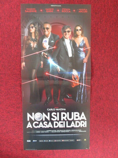 NON SI RUBA A CASA DEI LADRI ITALIAN LOCANDINA (26.5"x12.5") POSTER 2016 Movie posters