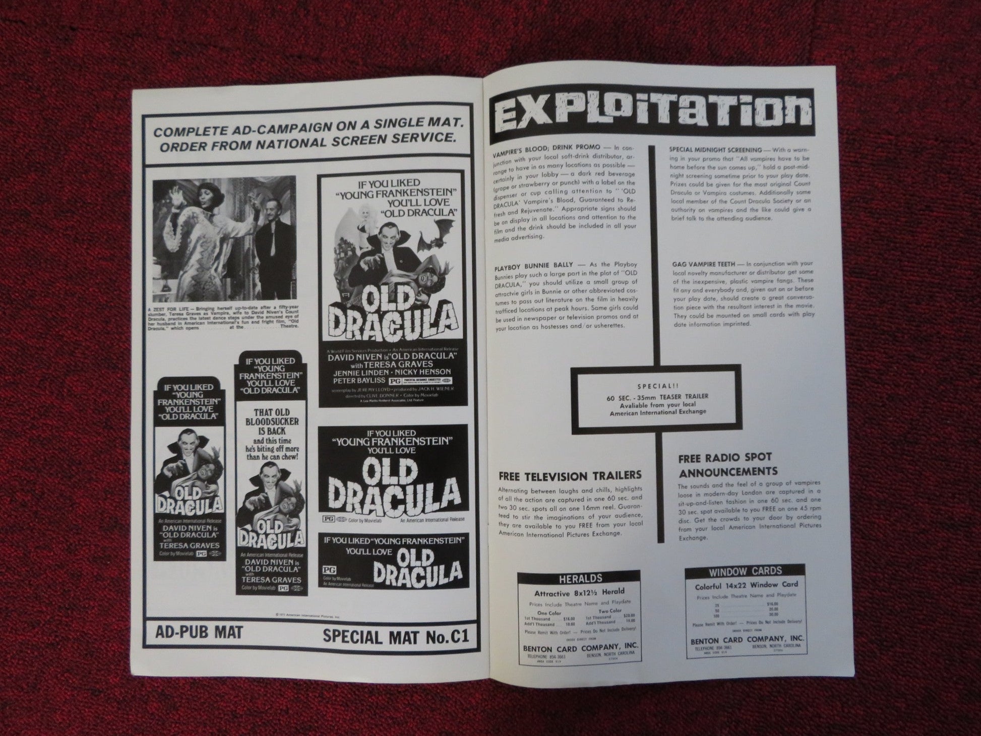 OLD DRACULA UNCUT AMERICAN INTERNATIONAL PRESS BOOK DAVID NIVEN GRAVES 1974 Rendezvous Cinema Movie posters