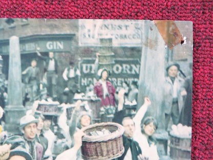 OLIVER! - K ITALIAN FOTOBUSTA POSTER OLIVER REED RON MOODY HARRY SECOMBE 1968 Rendezvous Cinema Movie posters