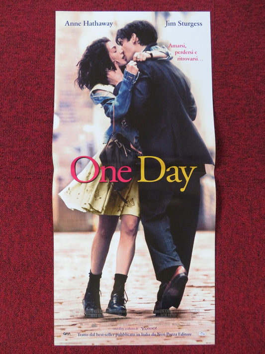 ONE DAY ITALIAN LOCANDINA POSTER ANNE HATHAWAY JIM STURGESS 2011 Rendezvous Cinema Movie posters