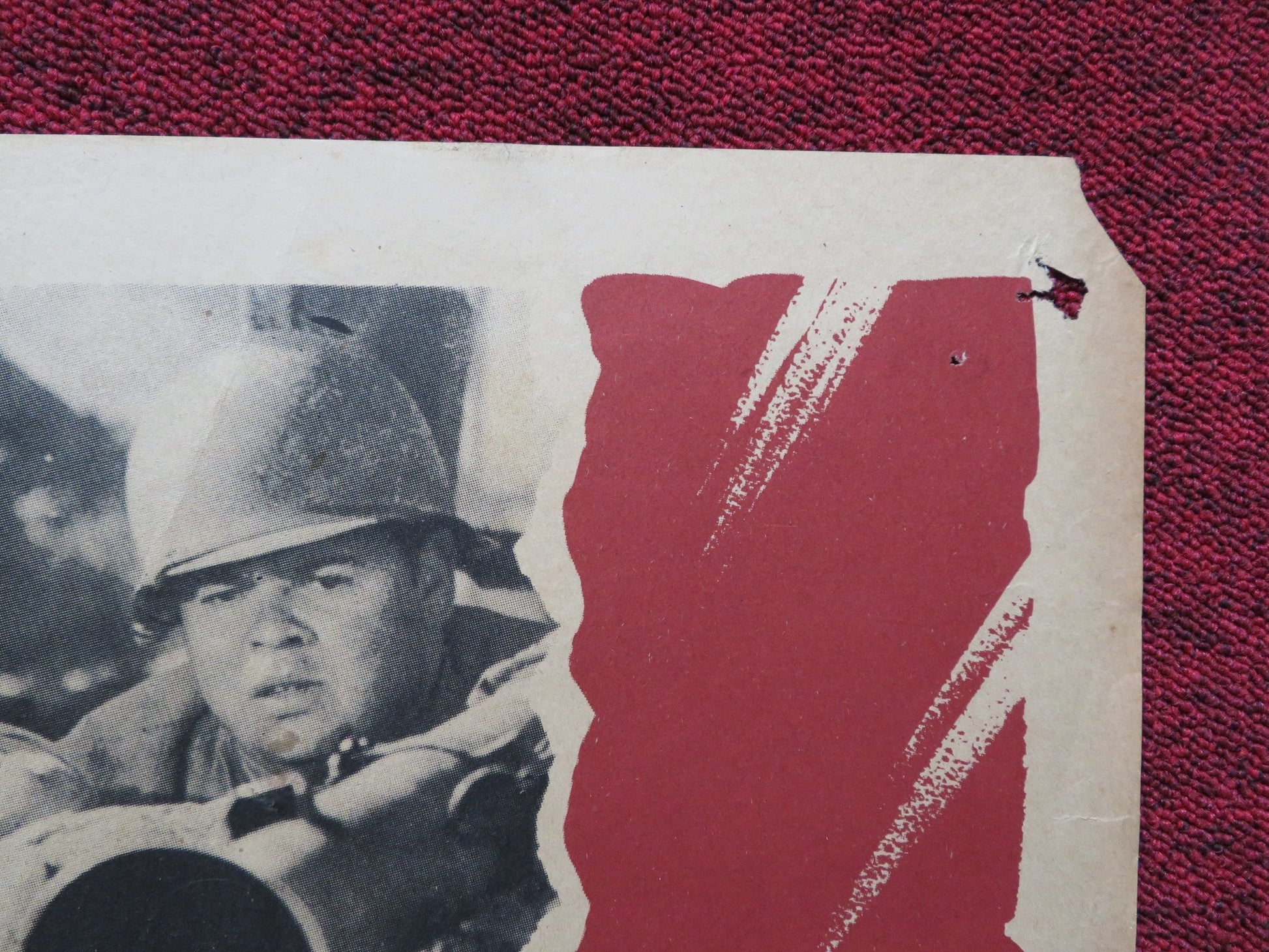 ONE MINUTE TO ZERO FOLDED MEXICAN POSTER ROBERT MITCHUM ANN BLYTH 1952 Rendezvous Cinema Movie posters