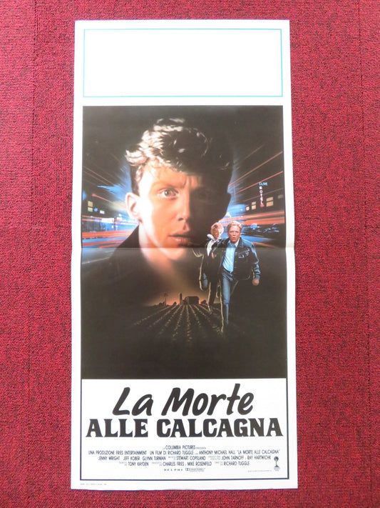 OUT OF BOUNDS ITALIAN LOCANDINA POSTER ANTHONY MICHAEL HALL JENNY WRIGHT 1986 Rendezvous Cinema Movie posters