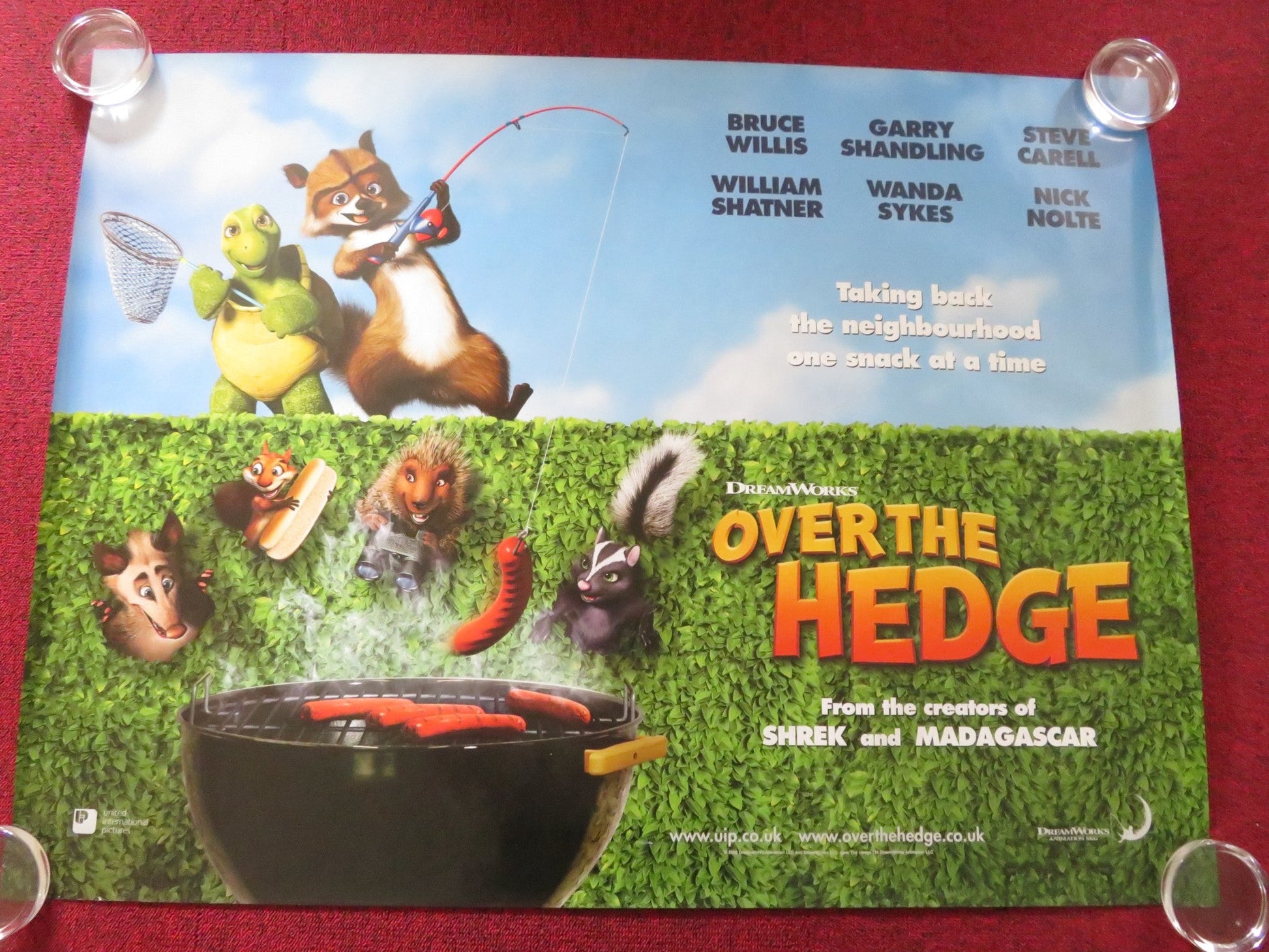 OVER THE HEDGE - B UK QUAD ROLLED POSTER BRUCE WILLIS STEVE CARELL 2006 Rendezvous Cinema Movie posters