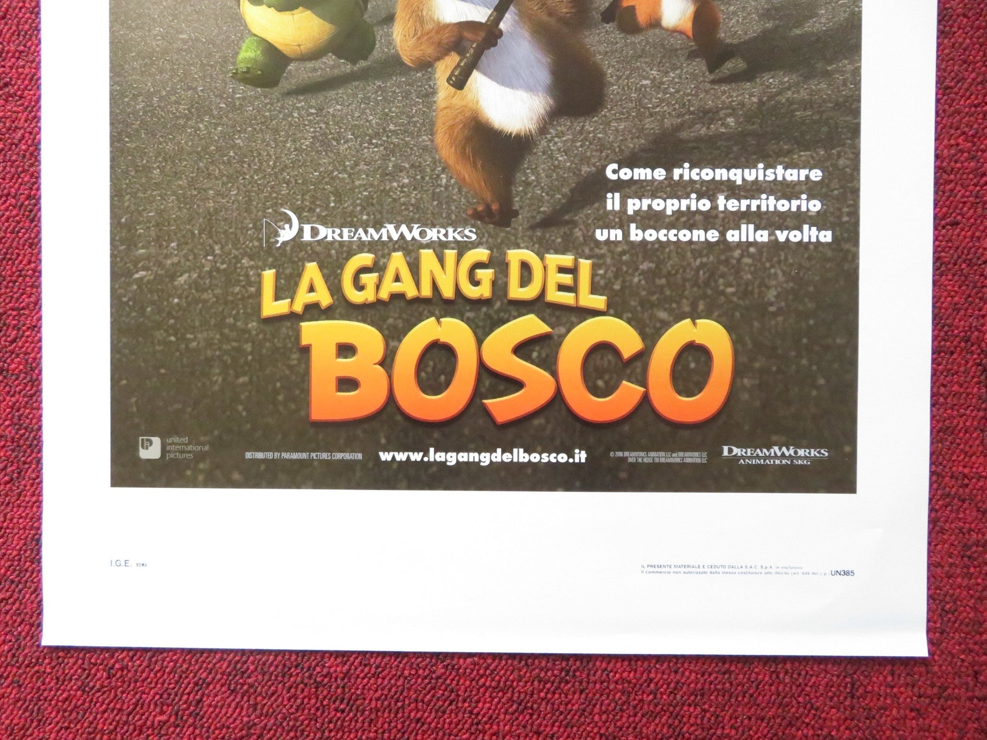 OVER THE HEDGE ITALIAN LOCANDINA POSTER BRUCE WILLIS STEVE CARELL 2006 Rendezvous Cinema Movie posters