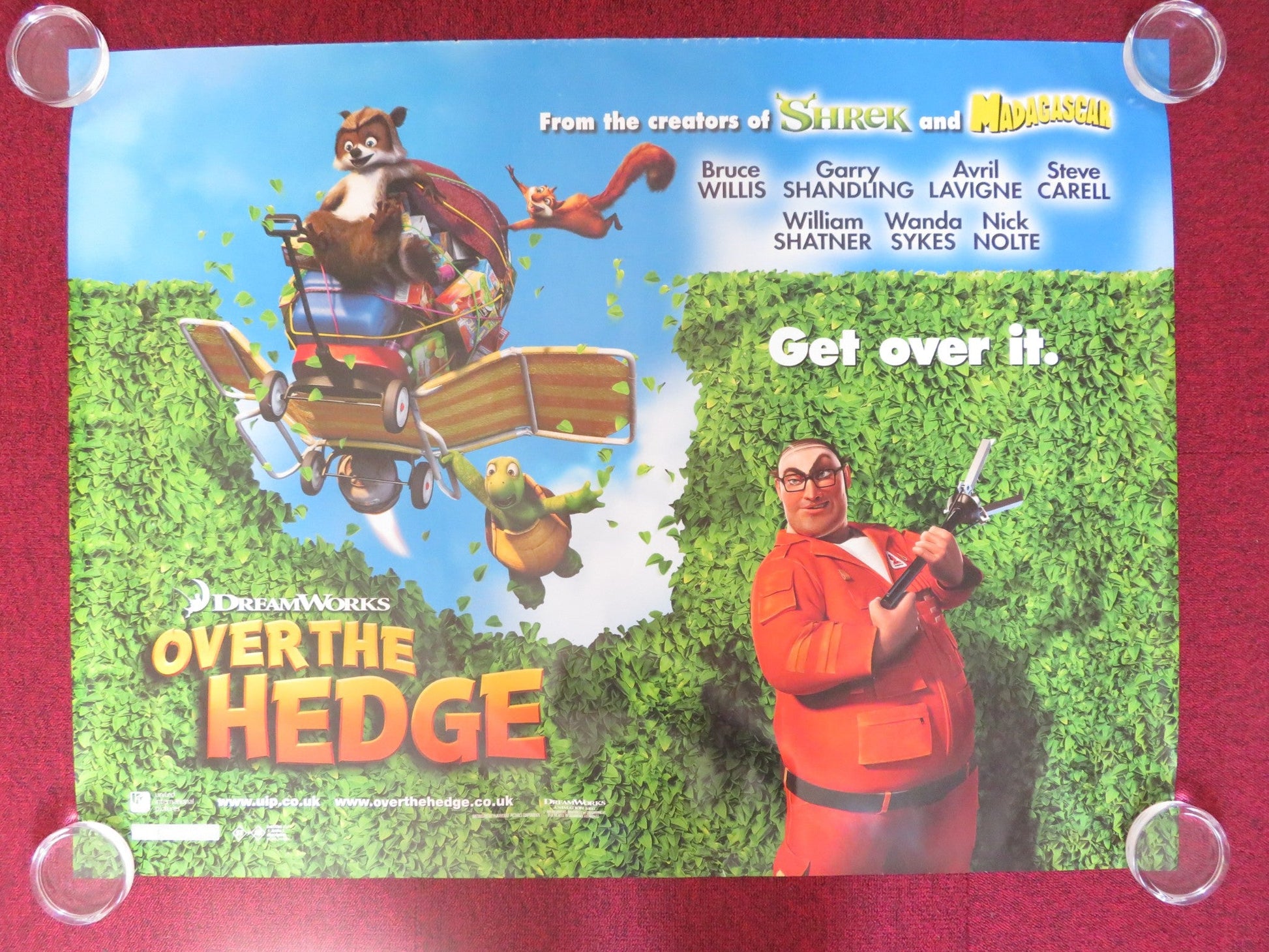 OVER THE HEDGE UK QUAD (30"x 40") ROLLED POSTER BRUCE WILLIS STEVE CARELL 2006 Rendezvous Cinema Movie posters