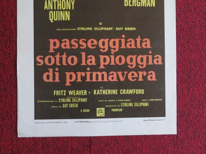 PASSEGGIATA SOTTO LA PIOGGIA DI PRIMA ITALIAN LOCANDINA (27.5"x13") POSTER '70 Movie posters